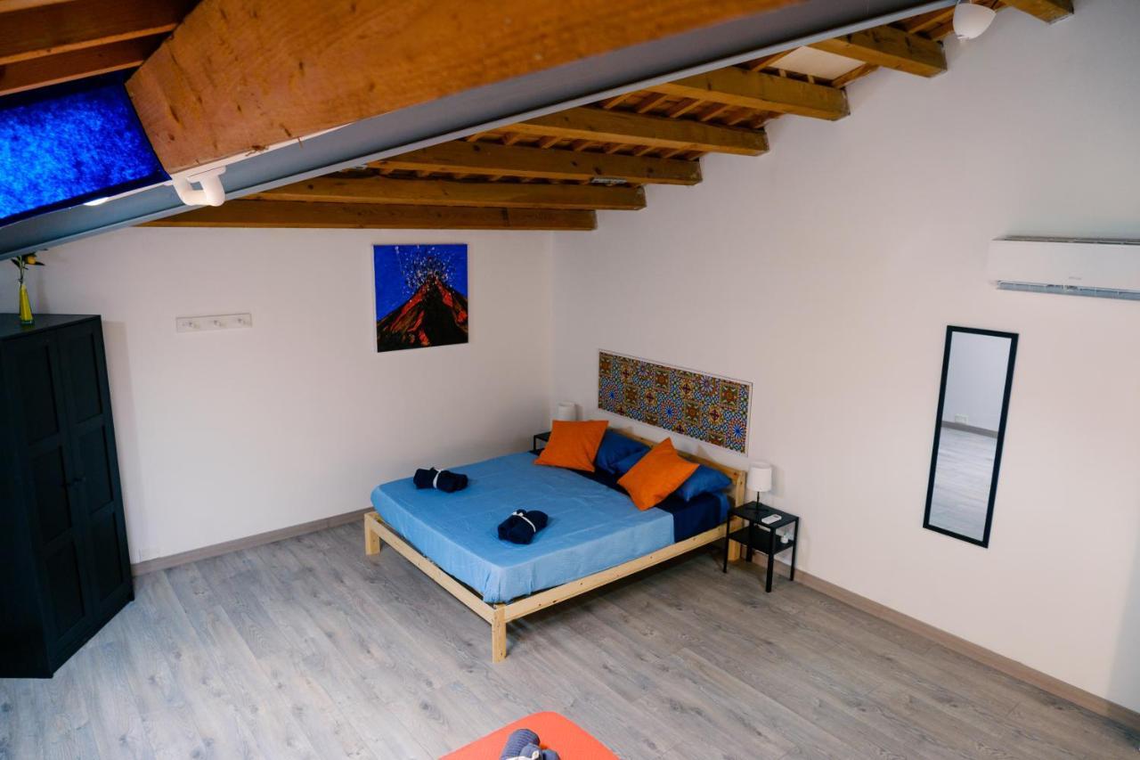 U Passiaturi Big House Apartment Catania Ngoại thất bức ảnh